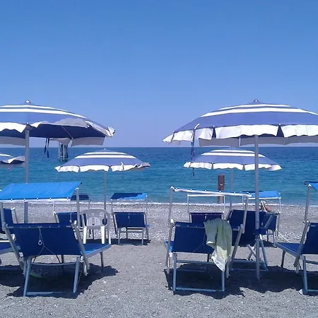 Casa Vacanze Tropical * Cirò Marina