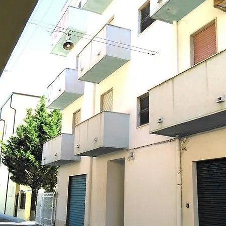 Holiday home Casa Vacanze Tropical Ciro Marina
