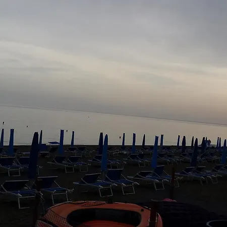 Casa Vacanze Tropical Ciro Marina